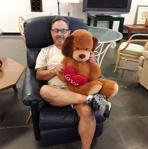 Meet your Posher, James